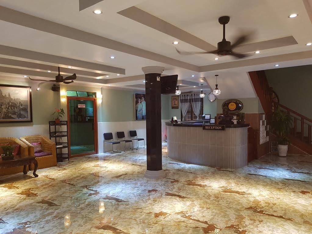 Smiley's 2* Siem Reap