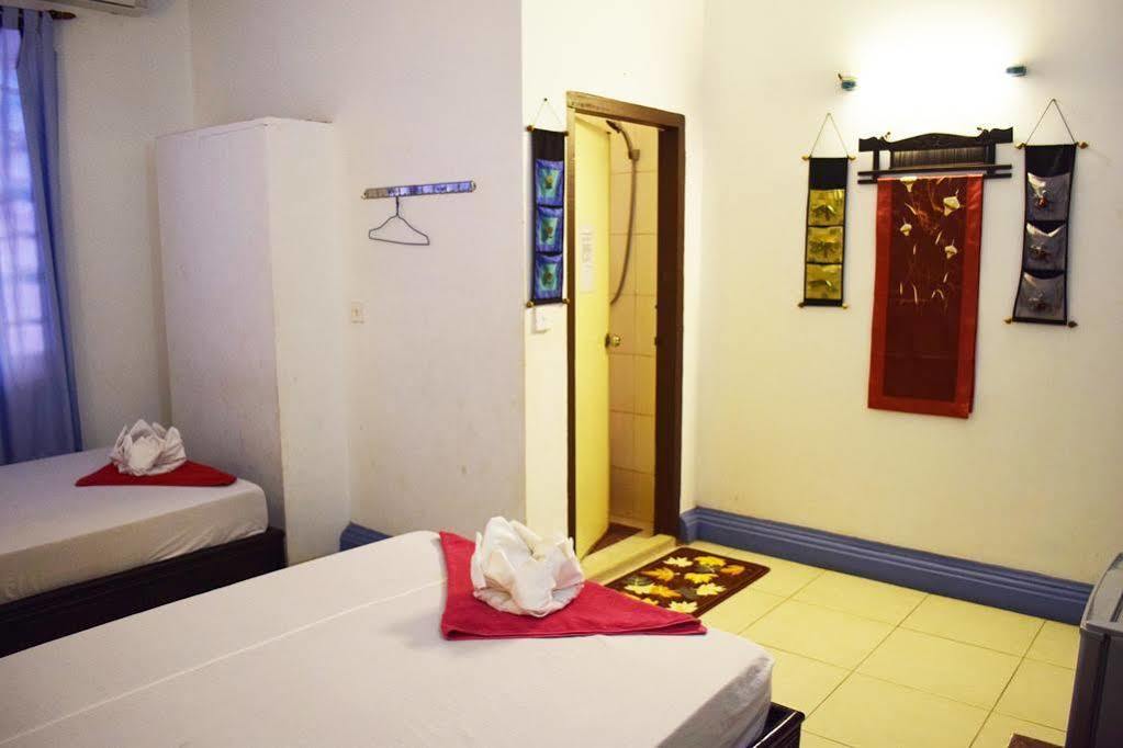 Smiley's Siem Reap
